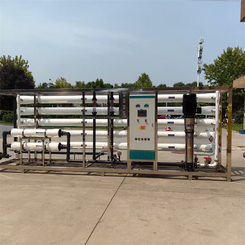 大型工業(yè)用去離子水系統(tǒng)